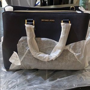 MK🚨final price🚨last day buy it